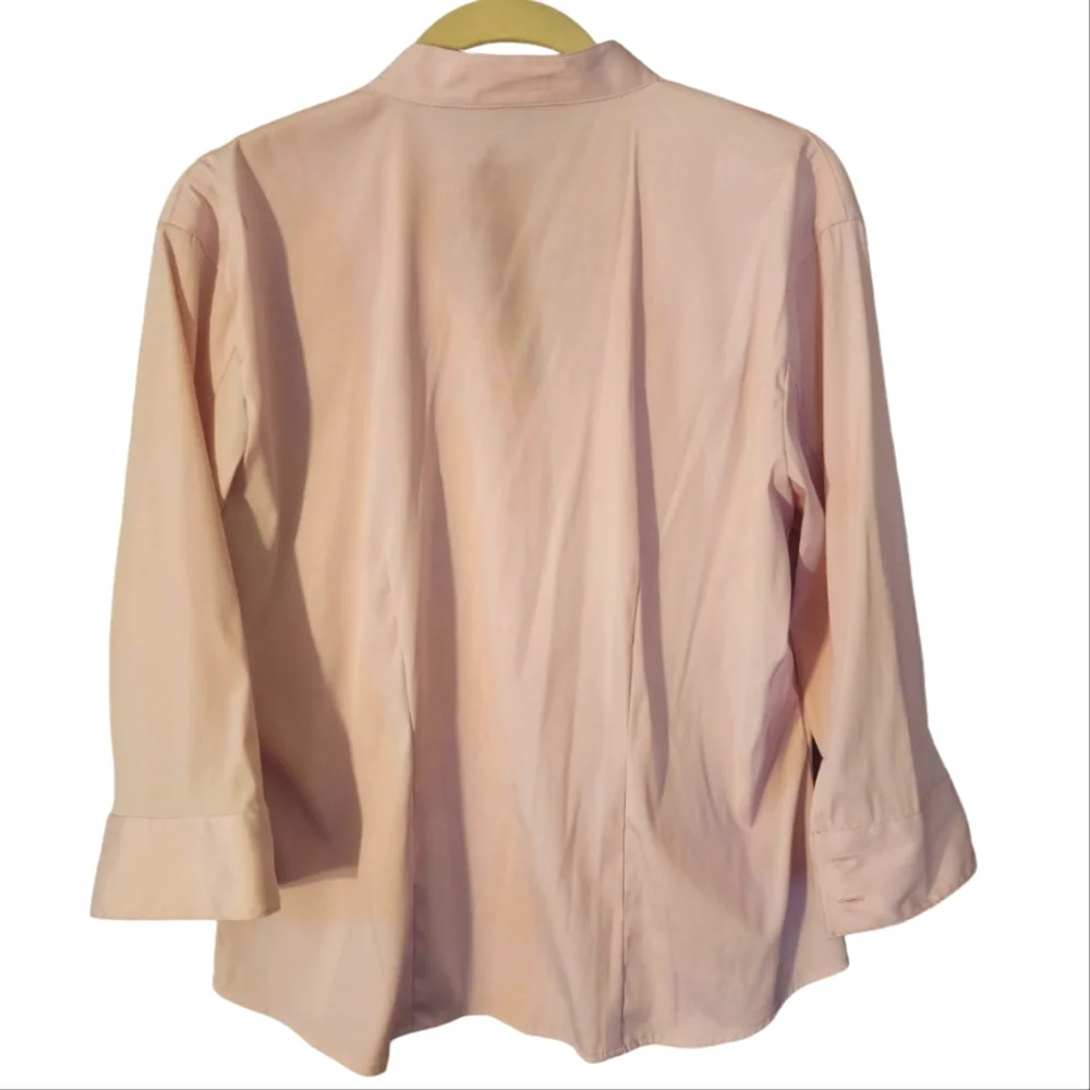 Womens button down blouse - Picture 2 of 3